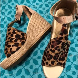 Cute leopard wedges